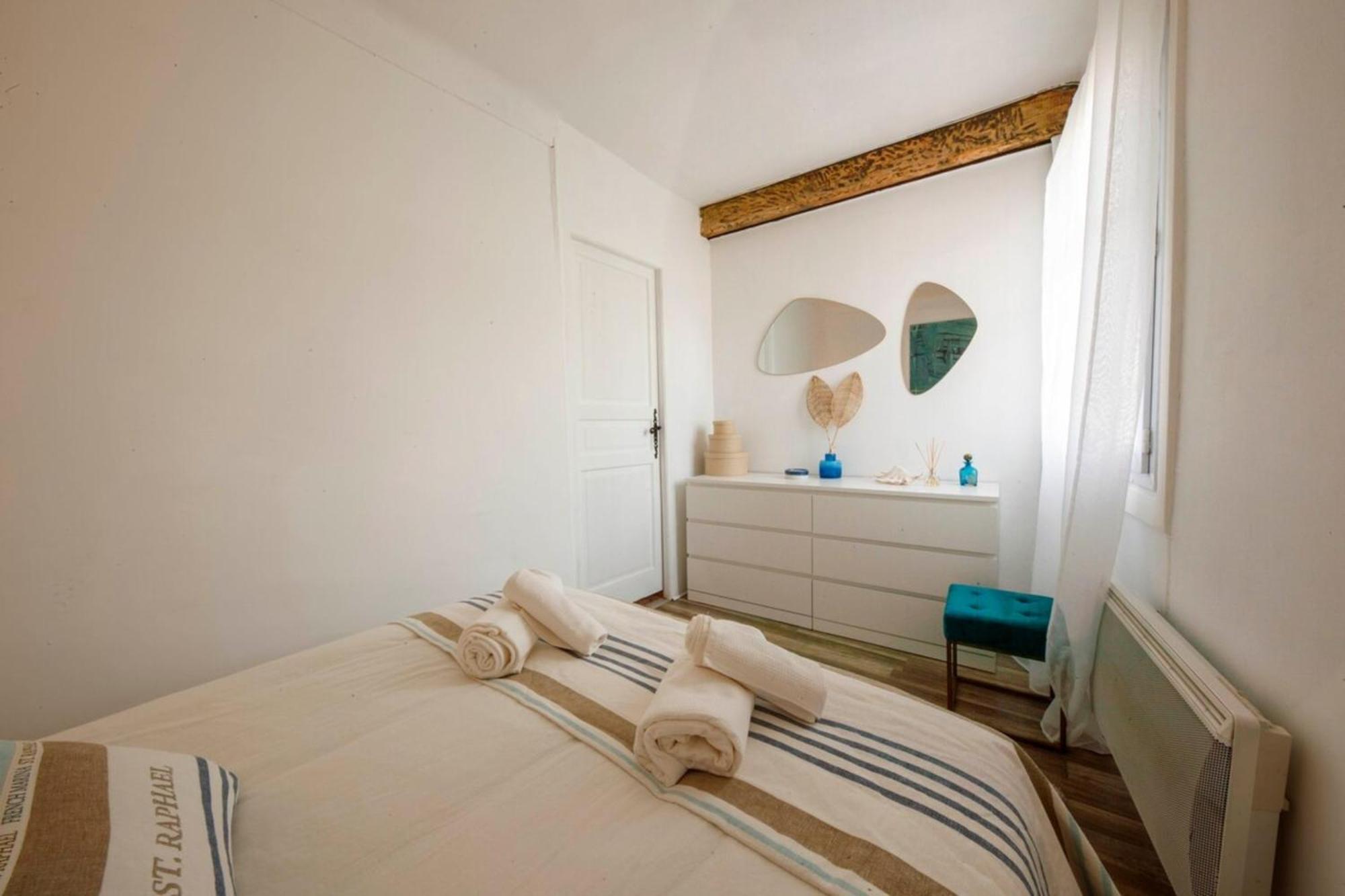 06M - Old Antibes Beautiful Duplex Terrace With Sea View Apartamento Exterior foto